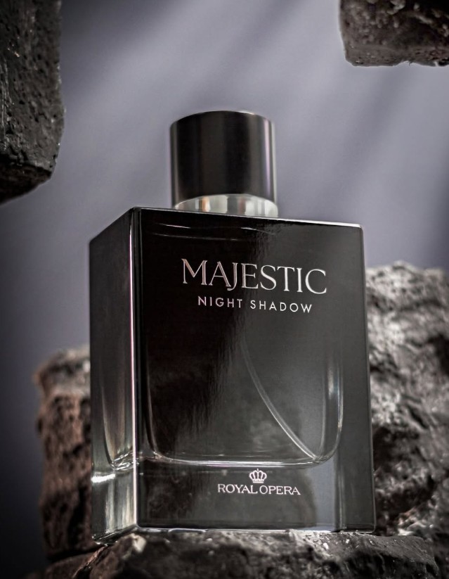 Majestic Night Shadow